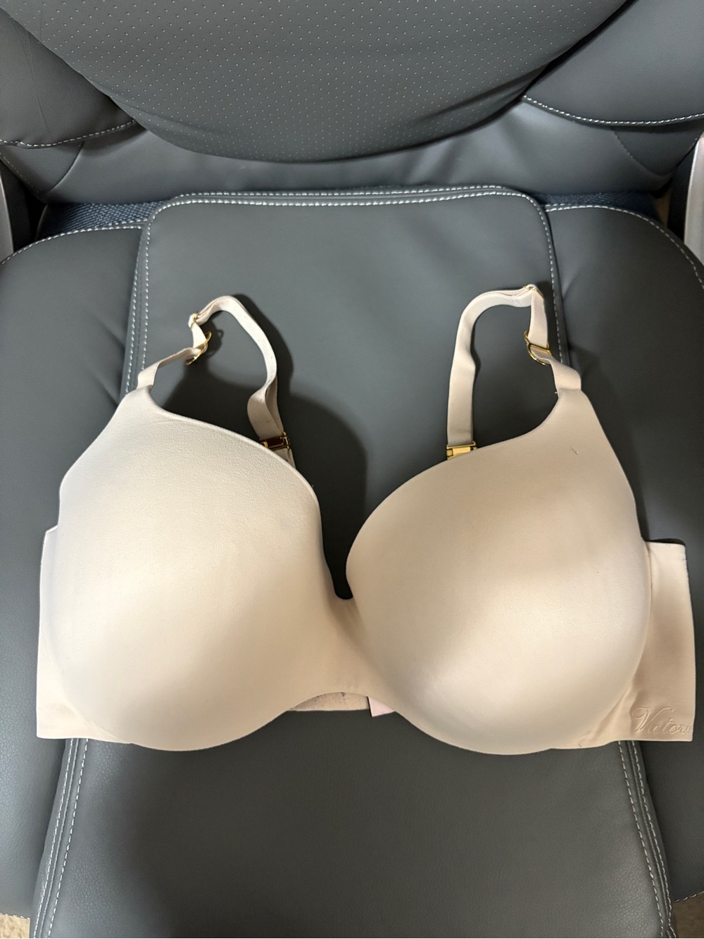 Victoria's Secret Smooth Light Nude T-Shirt Bra